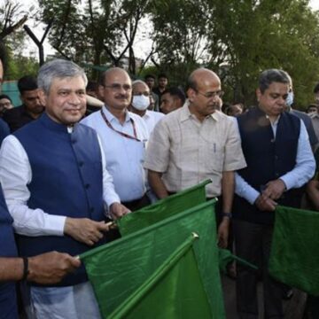 Shri G Kishan Reddy and Shri Ashwini Vaishnaw flag off the Bharat Gaurav Tourist Train operating on the Ramayana Circuit from Delhi Safdarjung Railway Station today